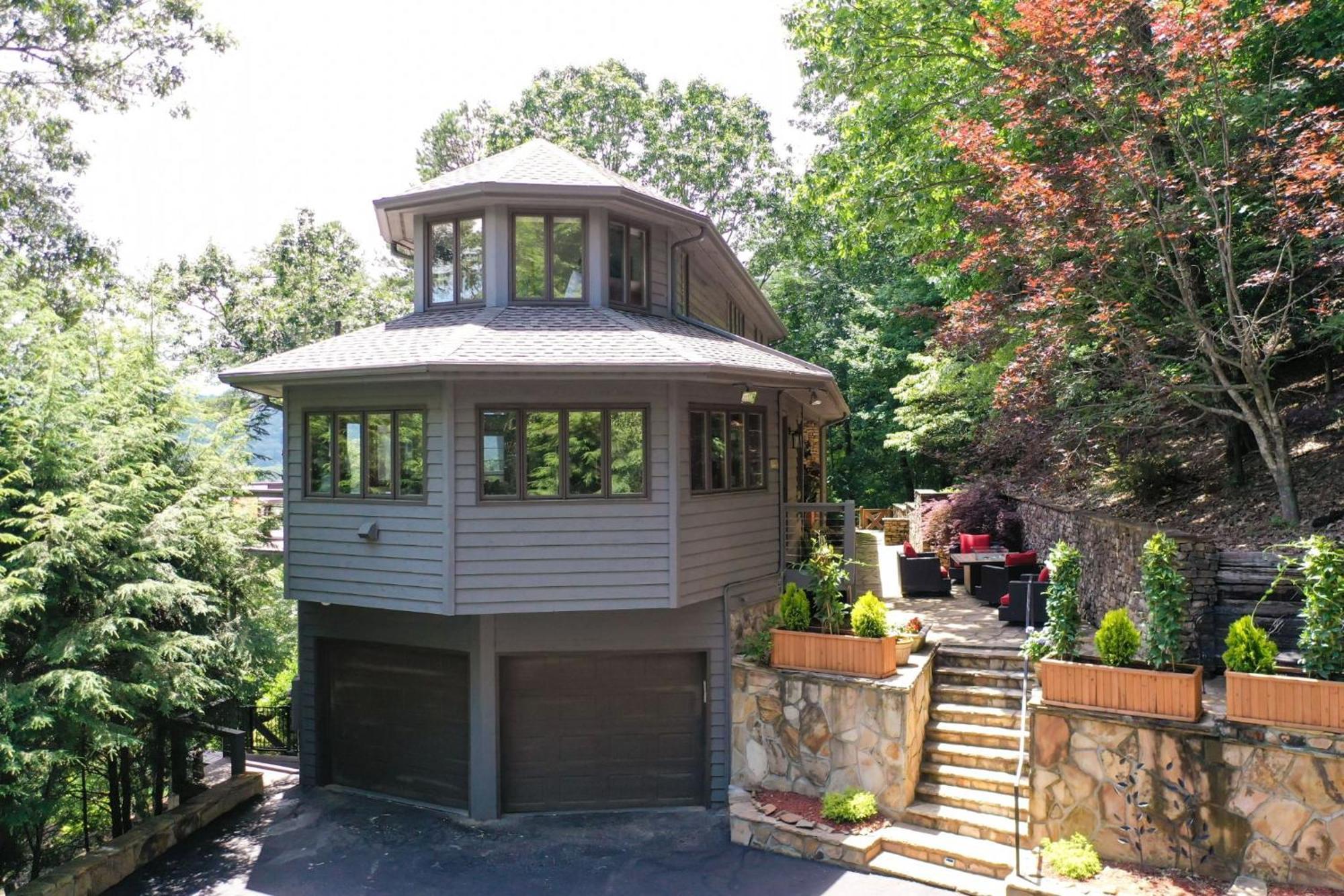 Falken Haus - Relax In Seclusion With Panoramic Lake Views Jasper Luaran gambar