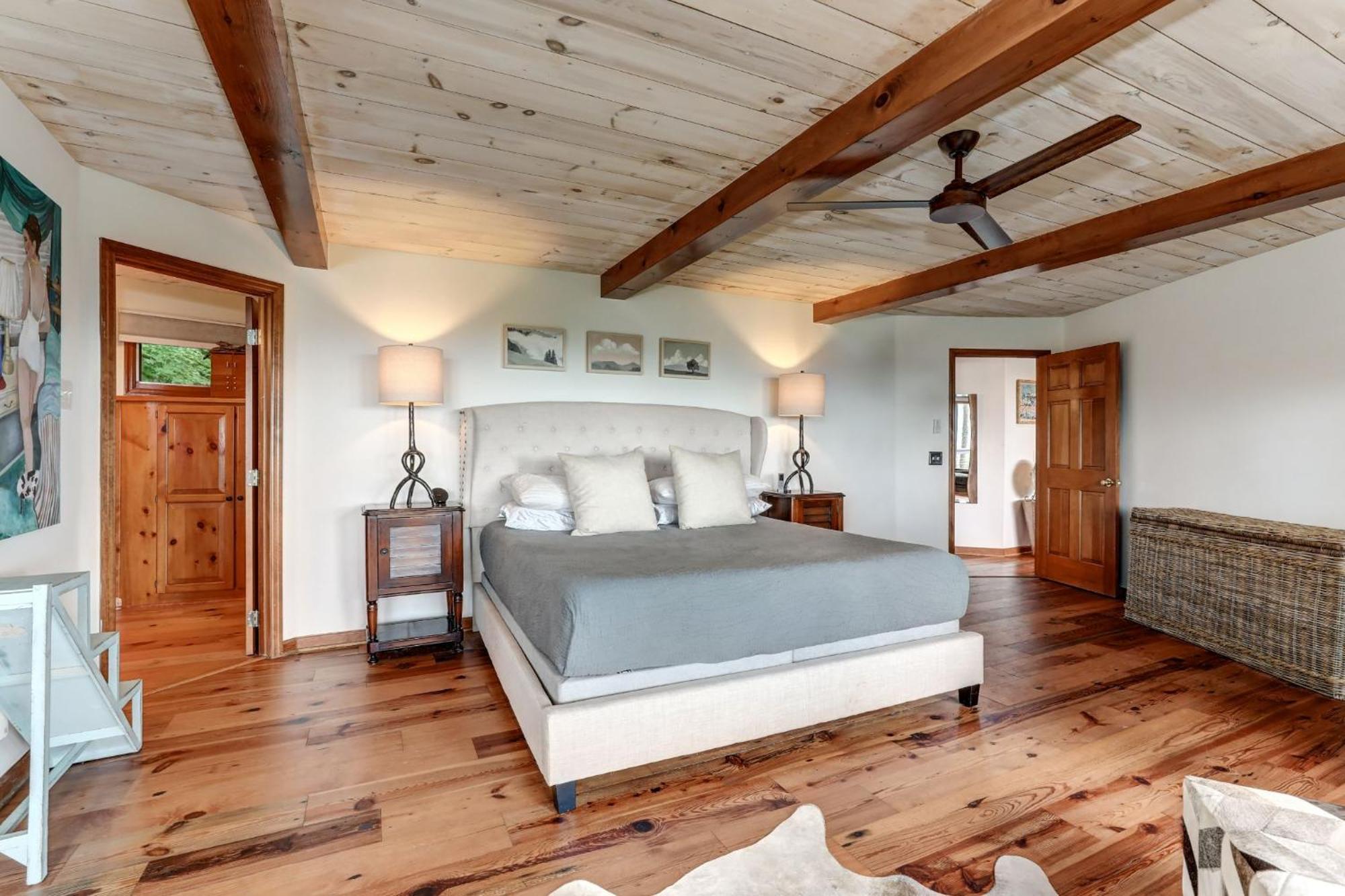 Falken Haus - Relax In Seclusion With Panoramic Lake Views Jasper Luaran gambar