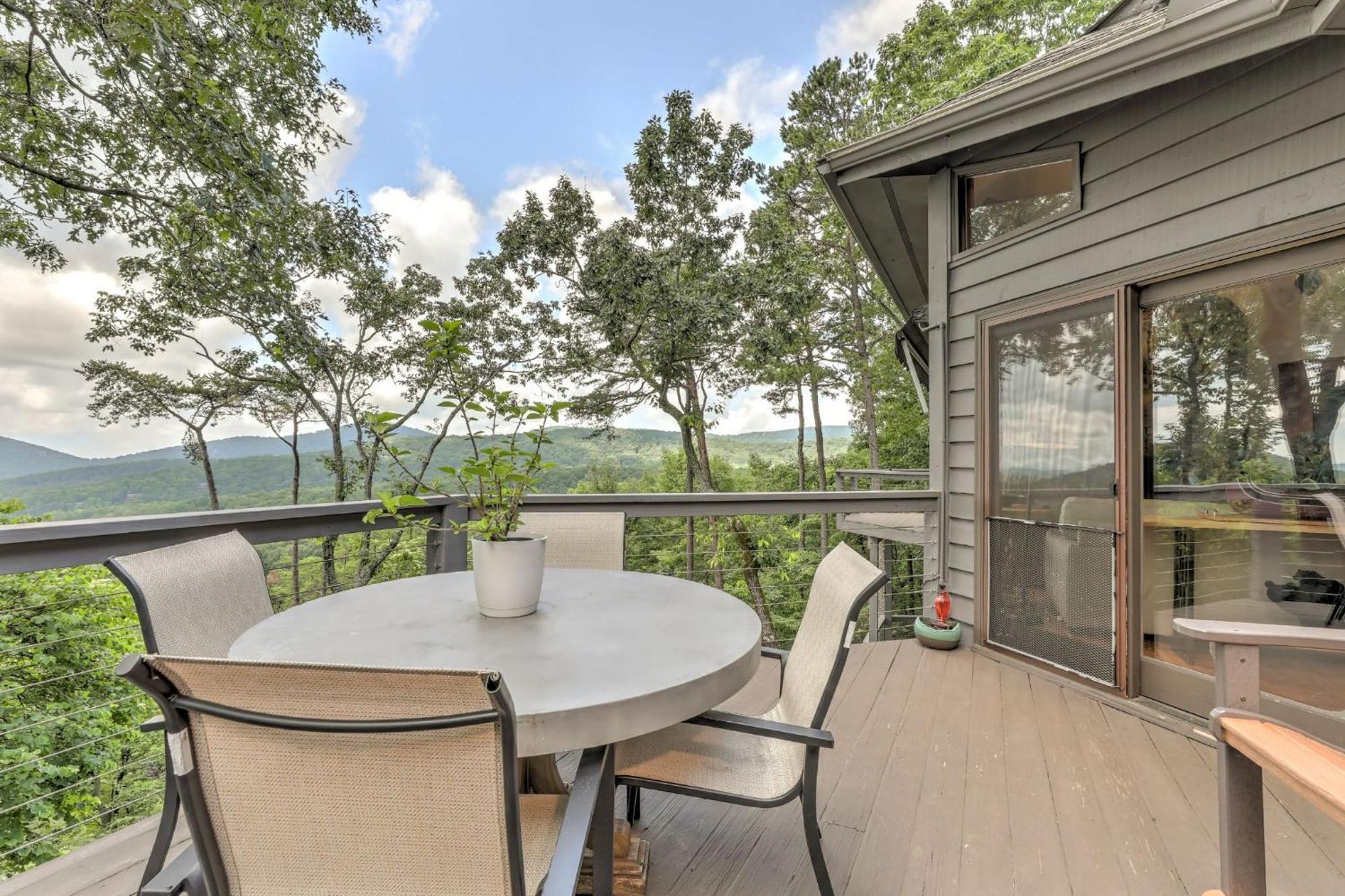 Falken Haus - Relax In Seclusion With Panoramic Lake Views Jasper Luaran gambar